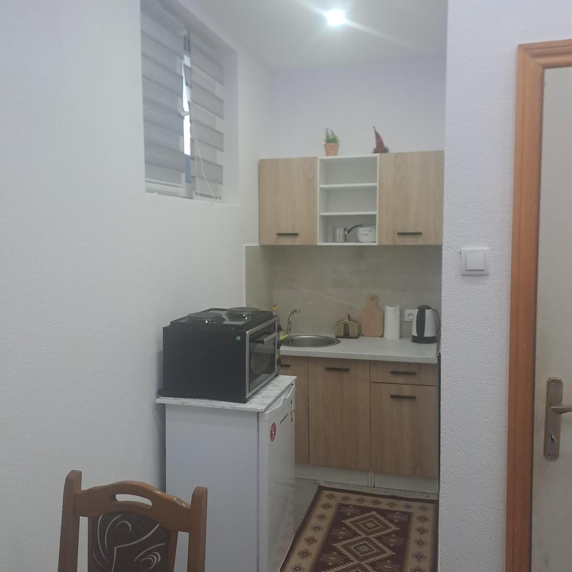 Apartmani Kosjerina Trebinje Eksteriør billede