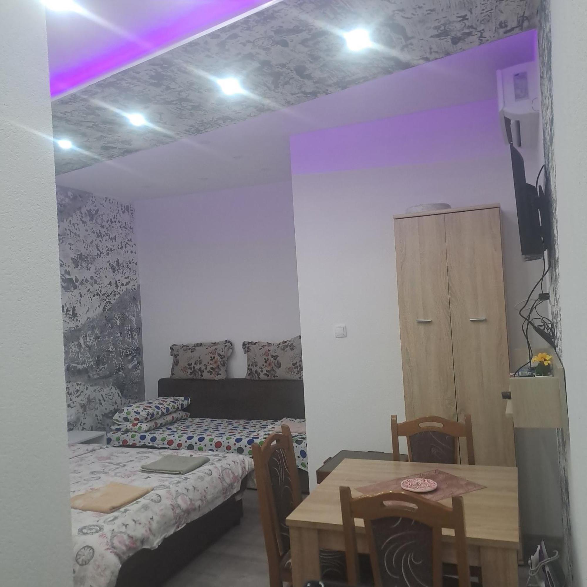 Apartmani Kosjerina Trebinje Eksteriør billede